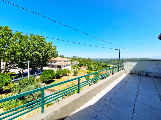 Apartamento T2 para Venda em Cavernães Foto 12