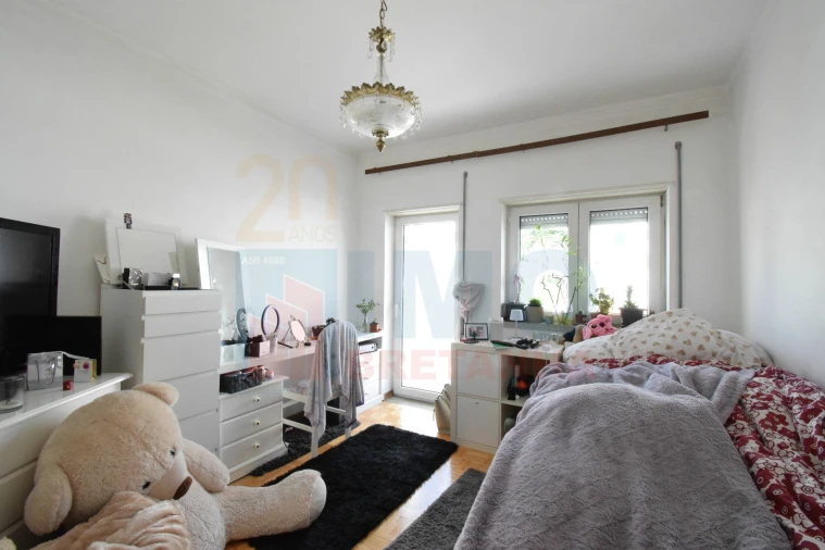 Moradia T5 para Venda em Covilhã e Canhoso Foto 18