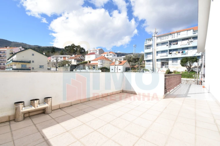 Moradia T5 para Venda em Covilhã e Canhoso Foto 11