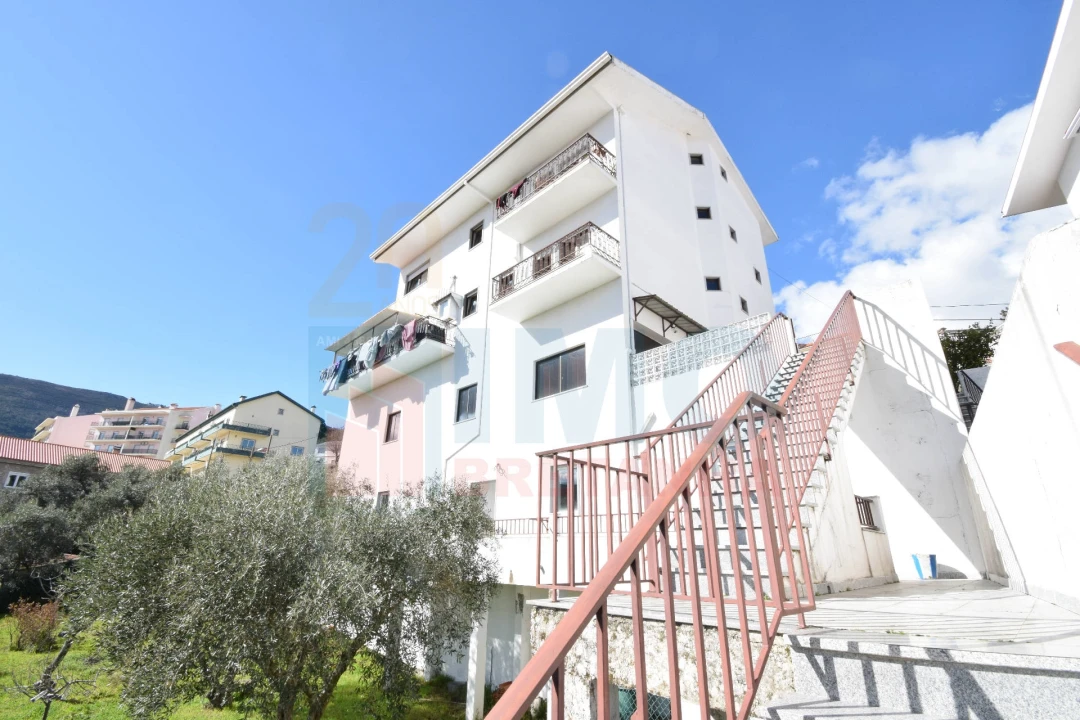 Moradia T5 para Venda em Covilhã e Canhoso Foto 32