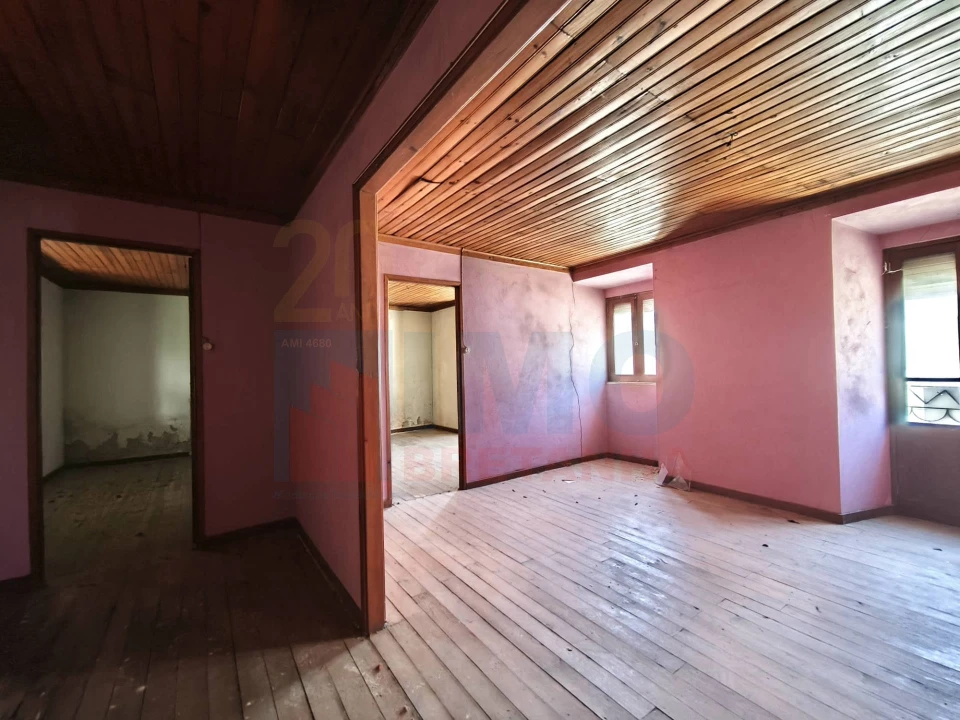 Moradia T3 para Venda em Lousã e Vilarinho Foto 12