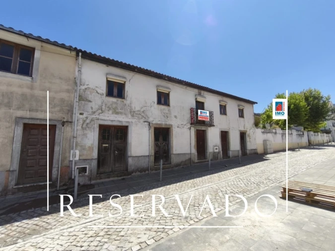 Moradia T3 para Venda em Lousã e Vilarinho