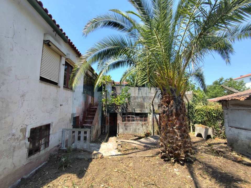 Moradia T3 para Venda em Lousã e Vilarinho Foto 4