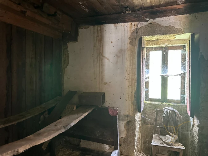 Moradia T2 para Venda em Castro Laboreiro e Lamas de Mouro Foto 10