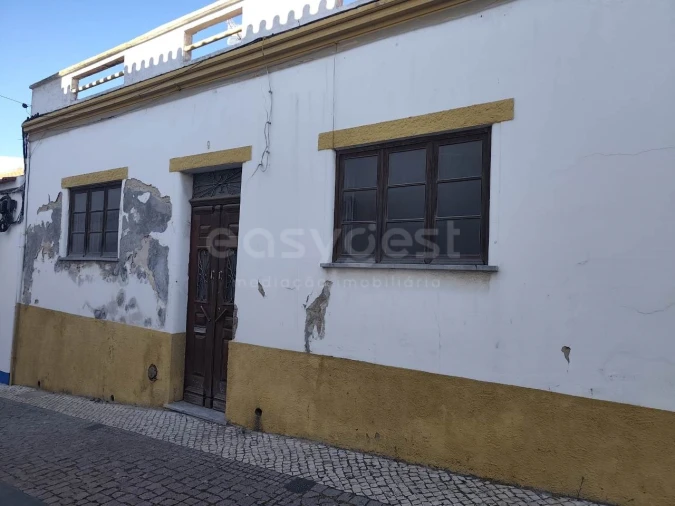 Moradia T3 para Venda em Aljustrel e Rio de Moinhos Foto 1
