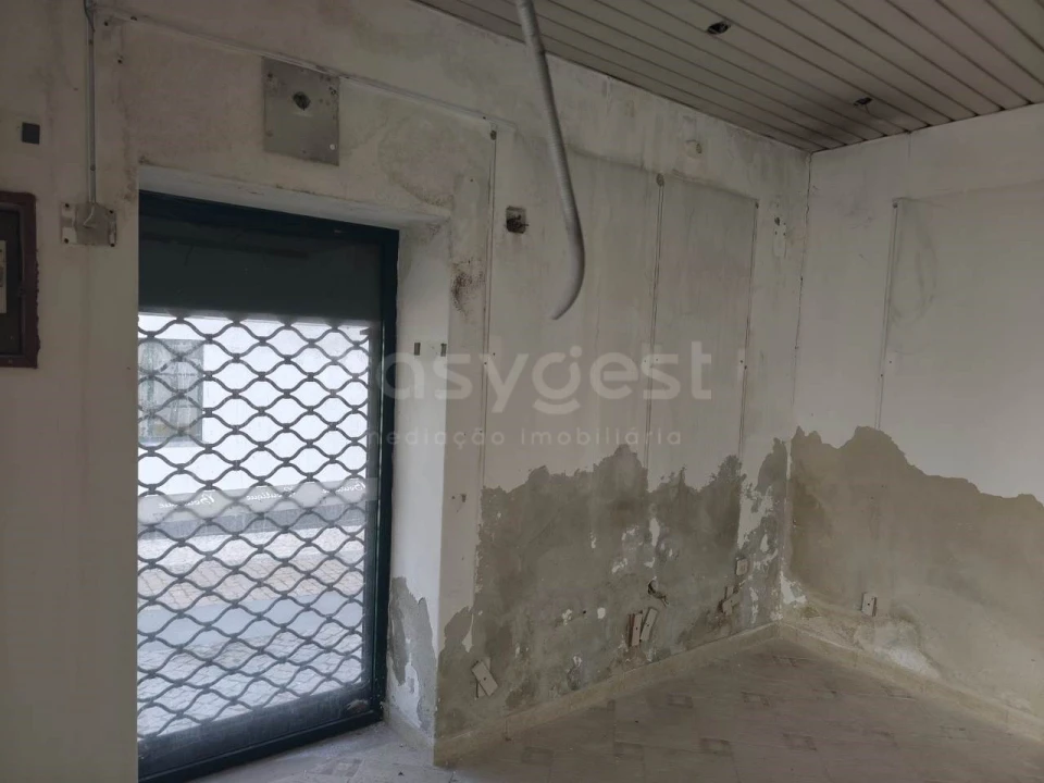 Loja para Venda em Aljustrel e Rio de Moinhos Foto 4