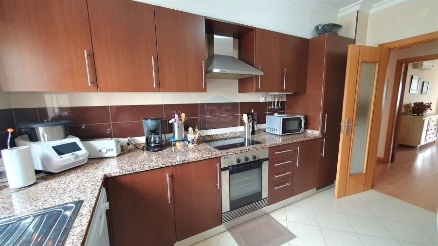 Apartamento T2 para Venda em Silves Foto 6