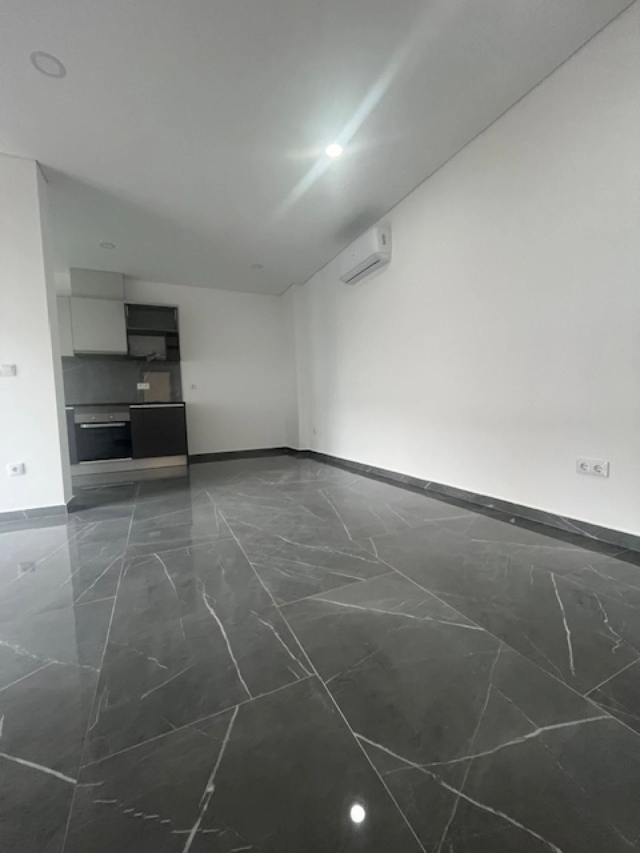 Apartamento T2 para Venda em Viseu Foto 4