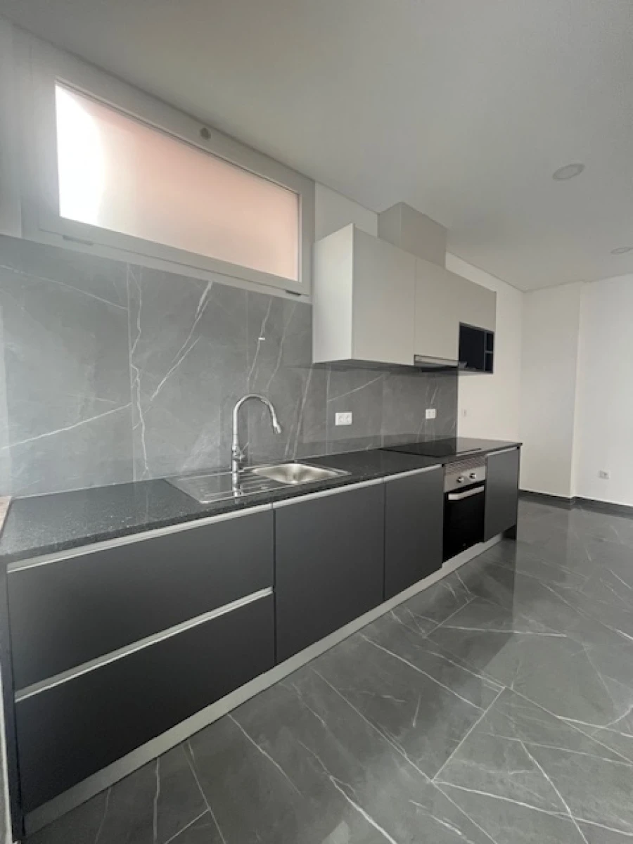 Apartamento T2 para Venda em Viseu Foto 1