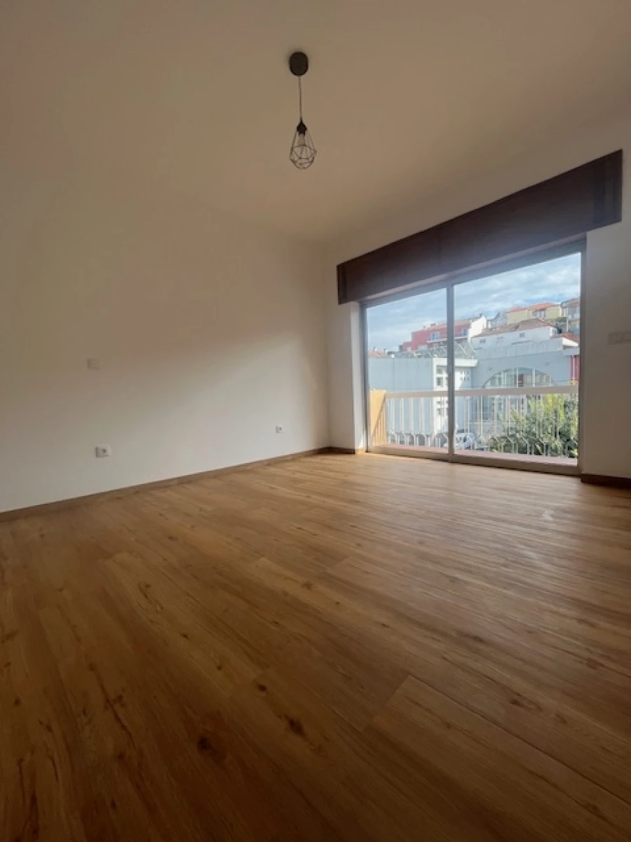 Apartamento T2 para Venda em Viseu Foto 10