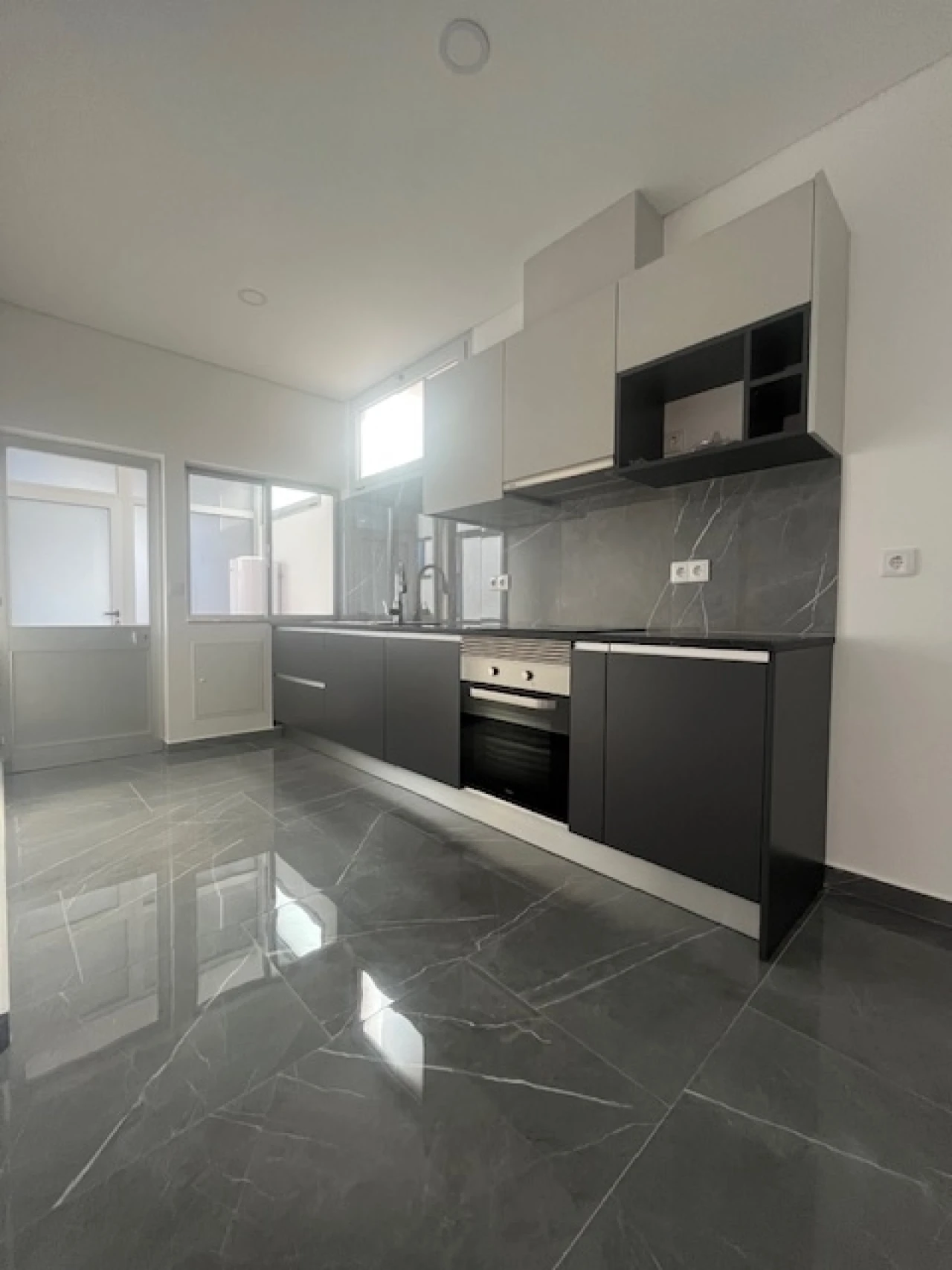 Apartamento T2 para Venda em Viseu Foto 2