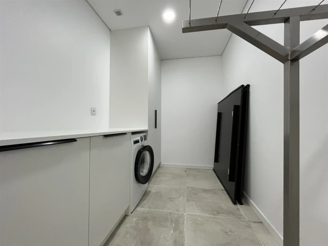 Moradia T3 para Venda em Castro Daire Foto 17