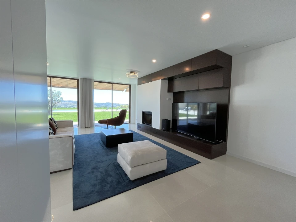 Moradia T3 para Venda em Castro Daire Foto 12