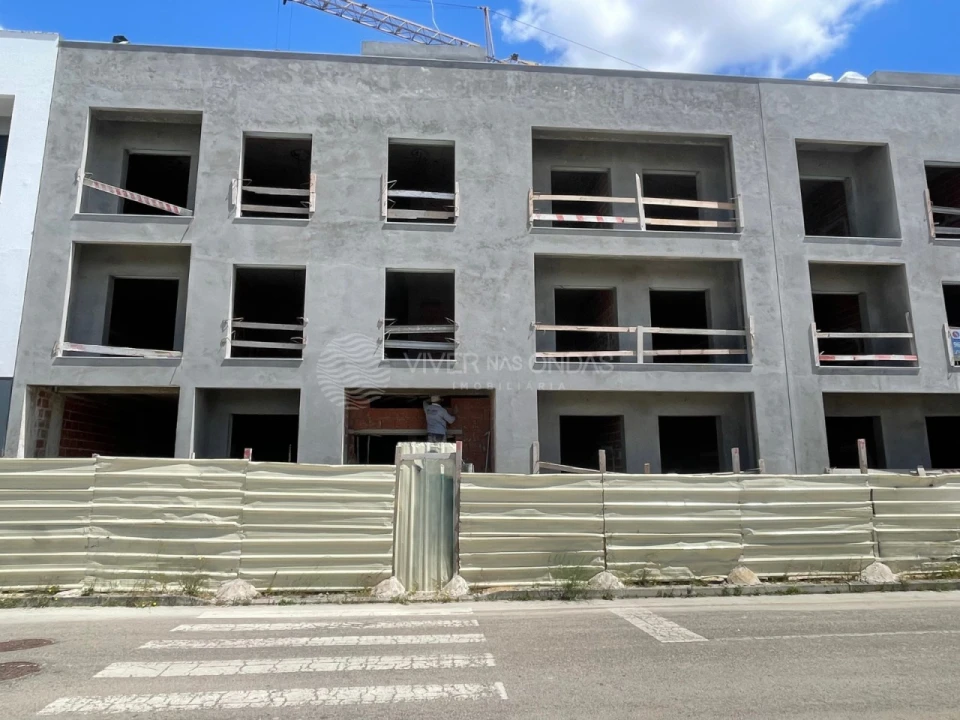 Apartamento T1 para Venda em Corroios Foto 15