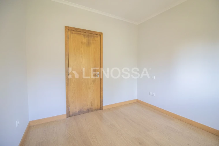 Apartamento T3 para Venda em Santa Maria da Feira, Travanca, Sanfins e Espargo Foto 12