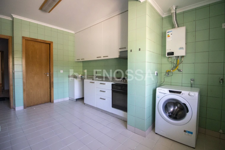 Apartamento T3 para Venda em Santa Maria da Feira, Travanca, Sanfins e Espargo Foto 5