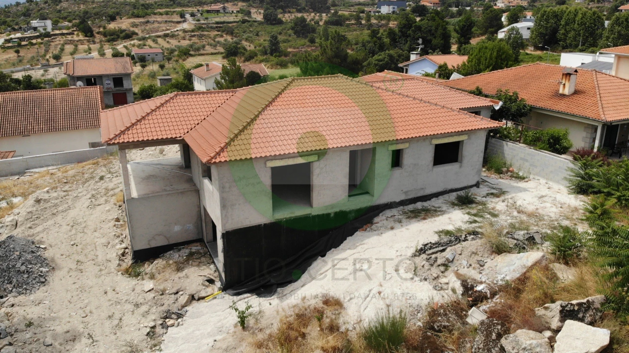 Moradia T0 para Venda em Valpaços e Sanfins Foto 2