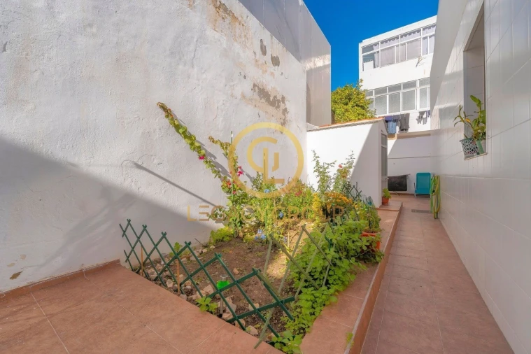 Moradia T3 para Venda em Olhão Foto 20