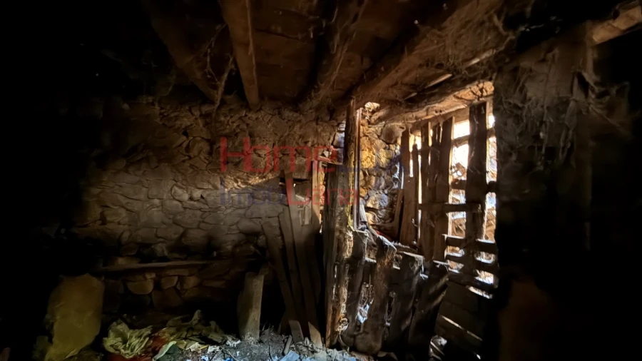 Moradia T2 para Venda em Cavernães Foto 15