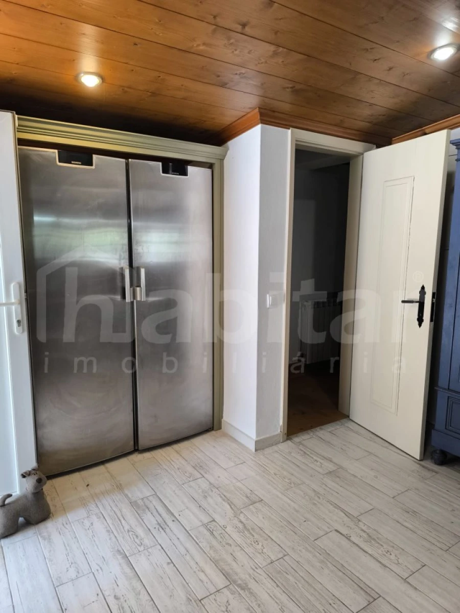 Moradia T4 para Arrendamento em Santo Estêvão Foto 16