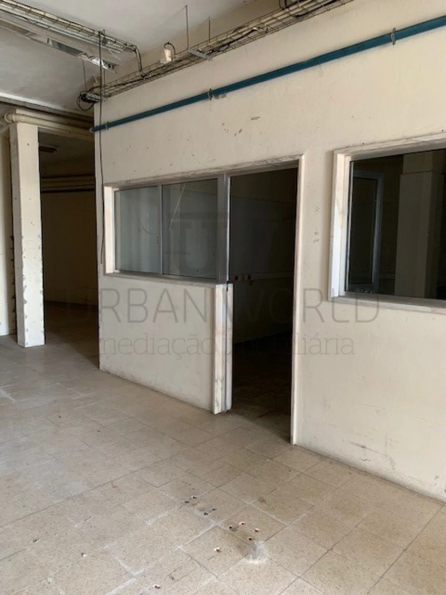 Loja para Venda em Marinha Grande Foto 4