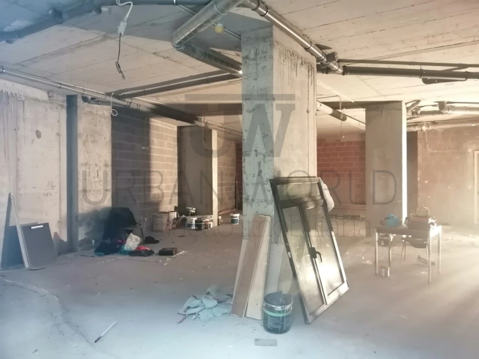 Loja para Venda em Algés, Linda-A-Velha e Cruz Quebrada-Dafundo Foto 4