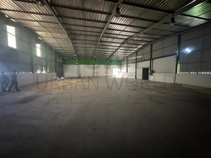 Armazém para Venda em Salvaterra de Magos e Foros de Salvaterra Foto 16