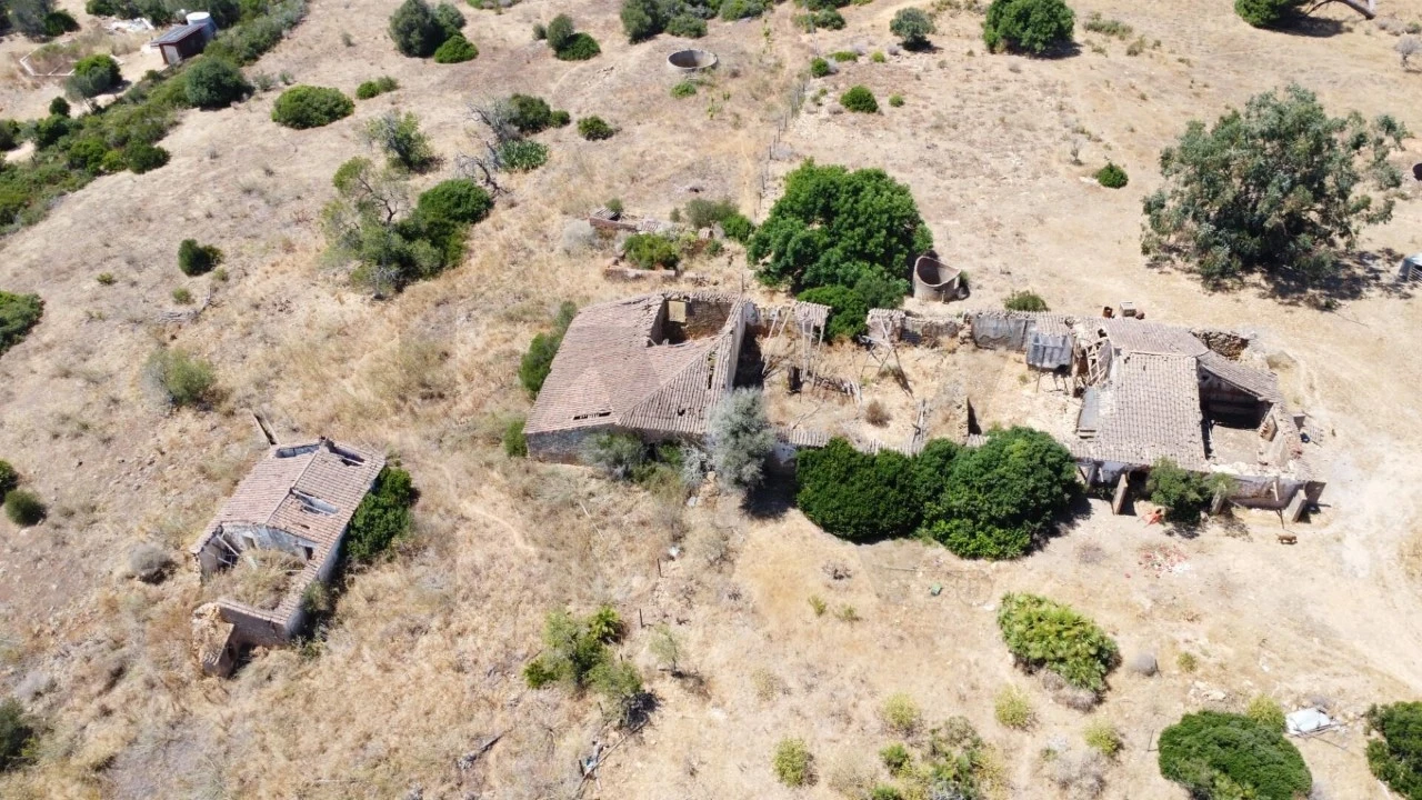 Terreno para Venda em Bensafrim e Barão de São João Foto 3
