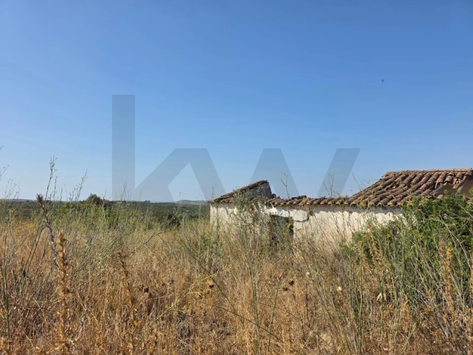 Terreno para Venda em Bensafrim e Barão de São João Foto 63
