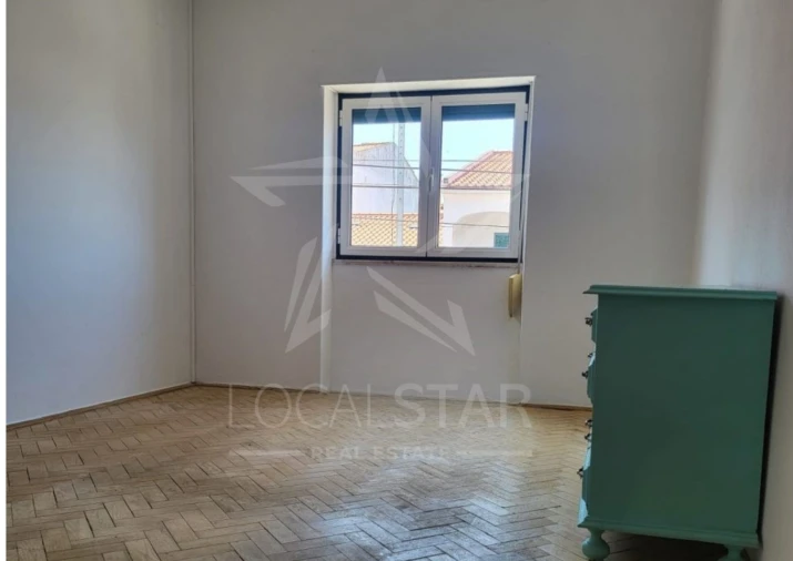 Moradia T5 para Venda em Golegã Foto 4