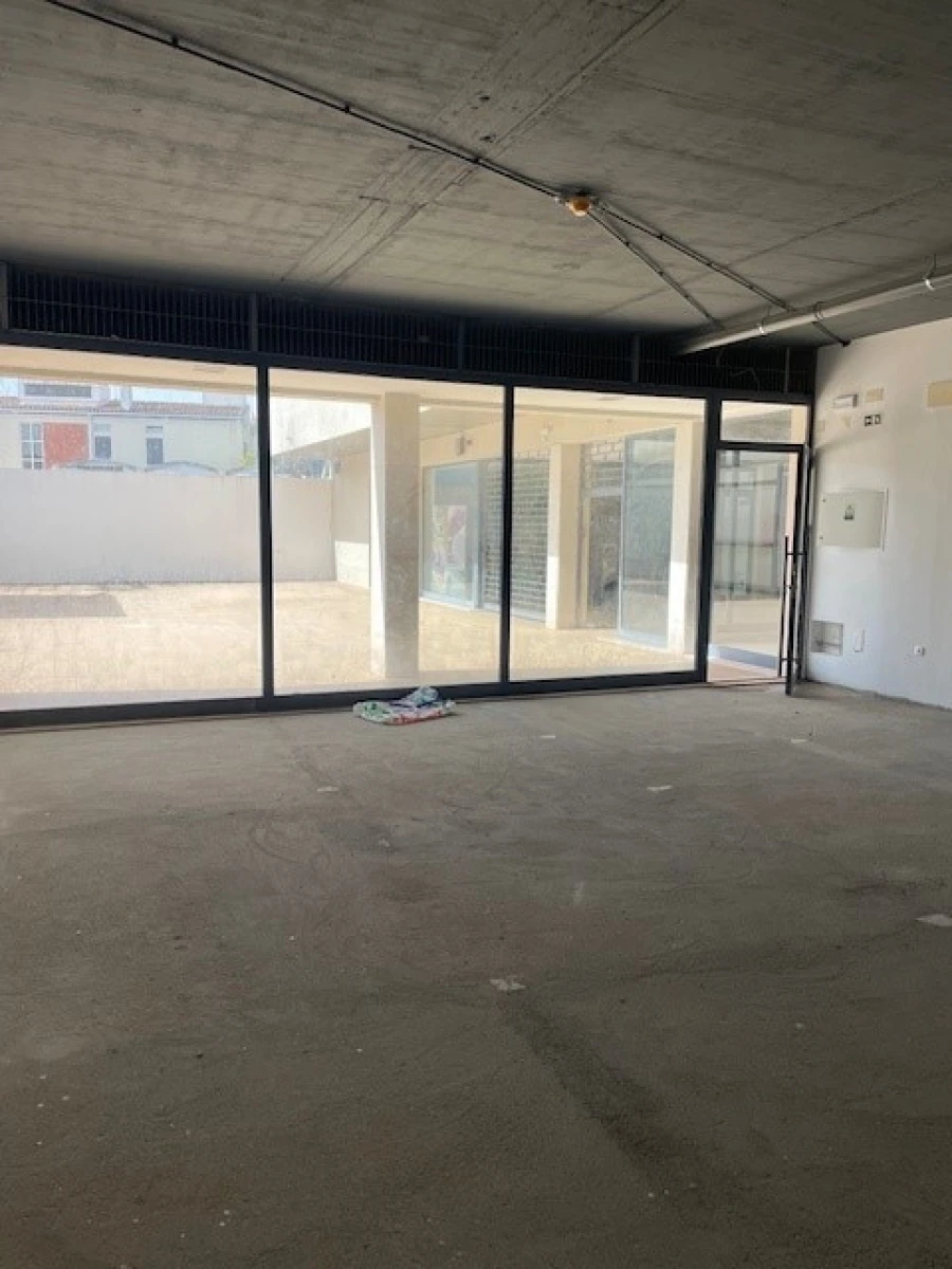 Loja para Arrendamento em Ponte de Sor, Tramaga e Vale de Açor Foto 3