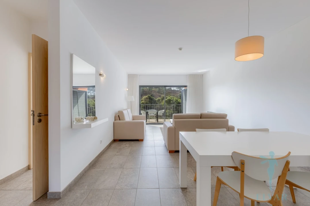 Apartamento T2 para Venda em Odiaxere Foto 3