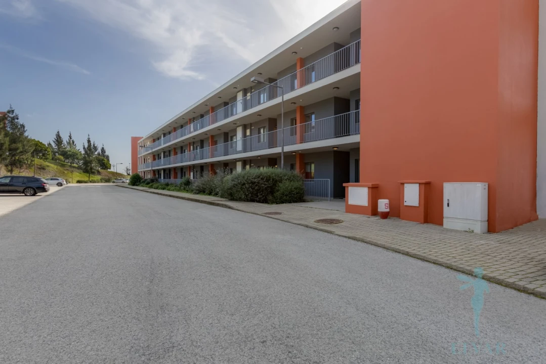 Apartamento T2 para Venda em Odiaxere Foto 6