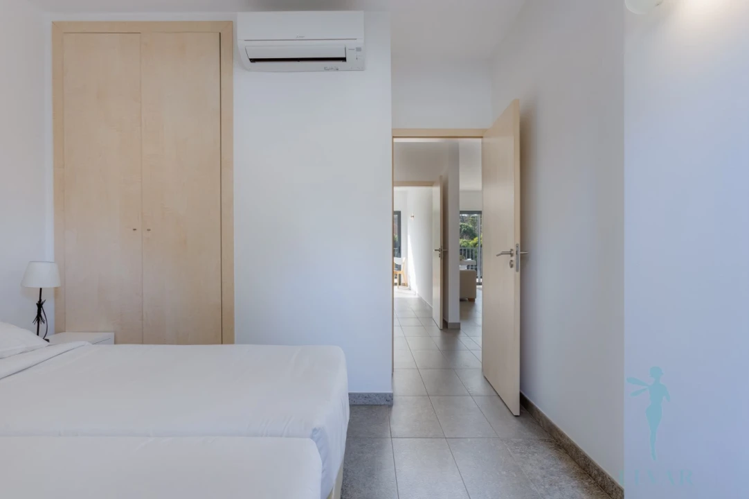 Apartamento T2 para Venda em Odiaxere Foto 15