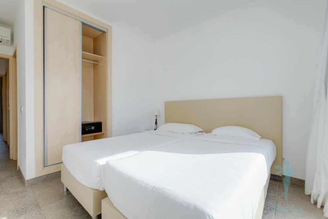 Apartamento T2 para Venda em Odiaxere Foto 19