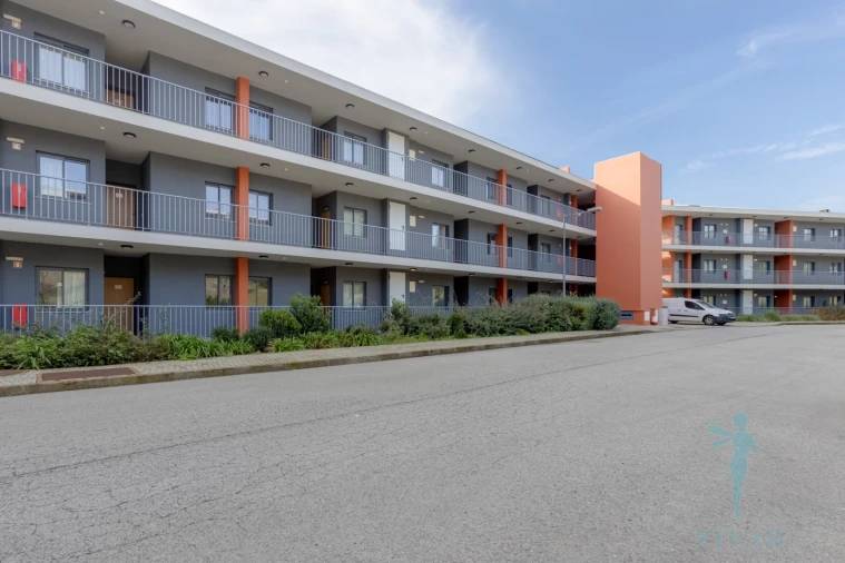 Apartamento T2 para Venda em Odiaxere Foto 5