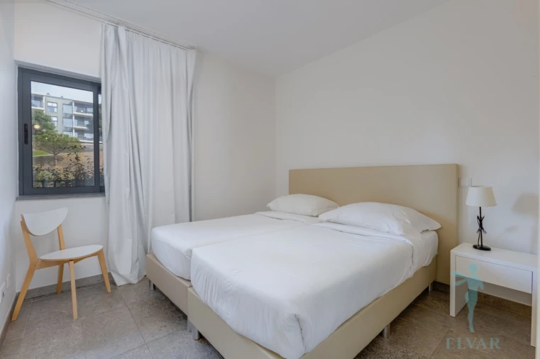 Apartamento T2 para Venda em Odiaxere Foto 14