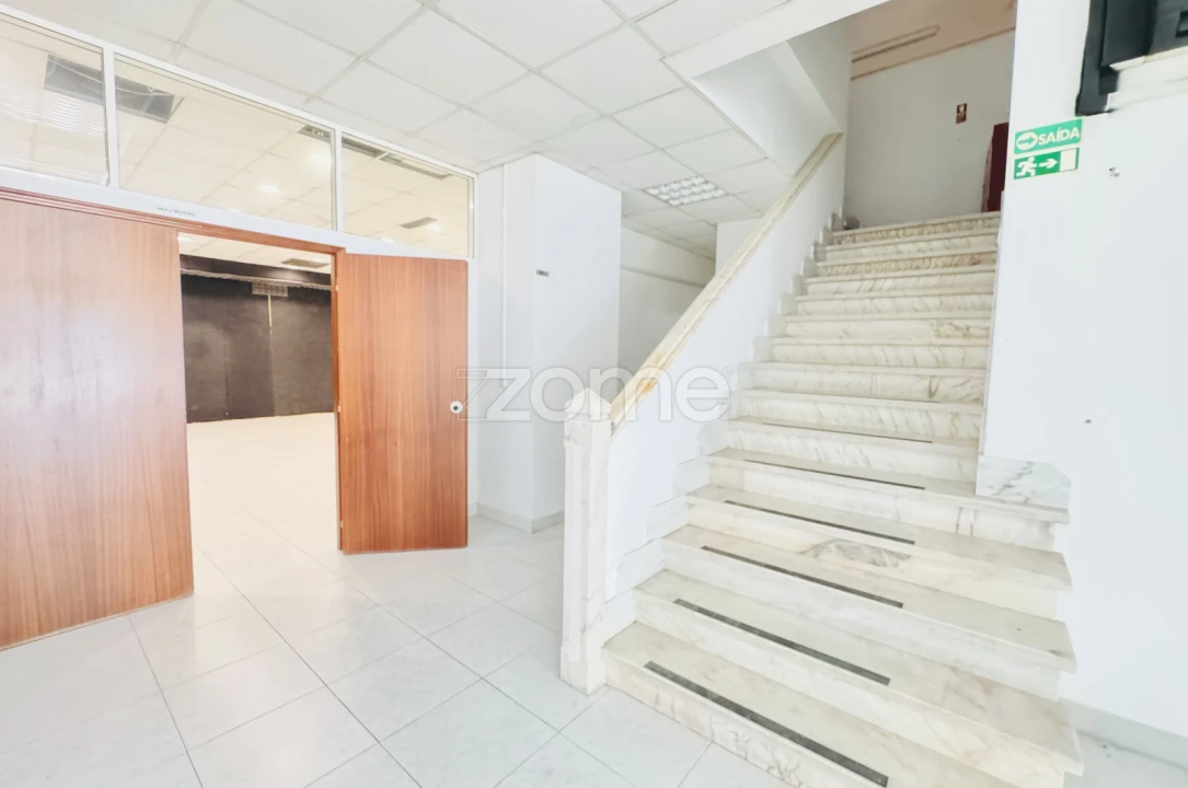 Escritório para Arrendamento em Penha de França Foto 27