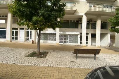 Escritório para Arrendamento em Penha de França