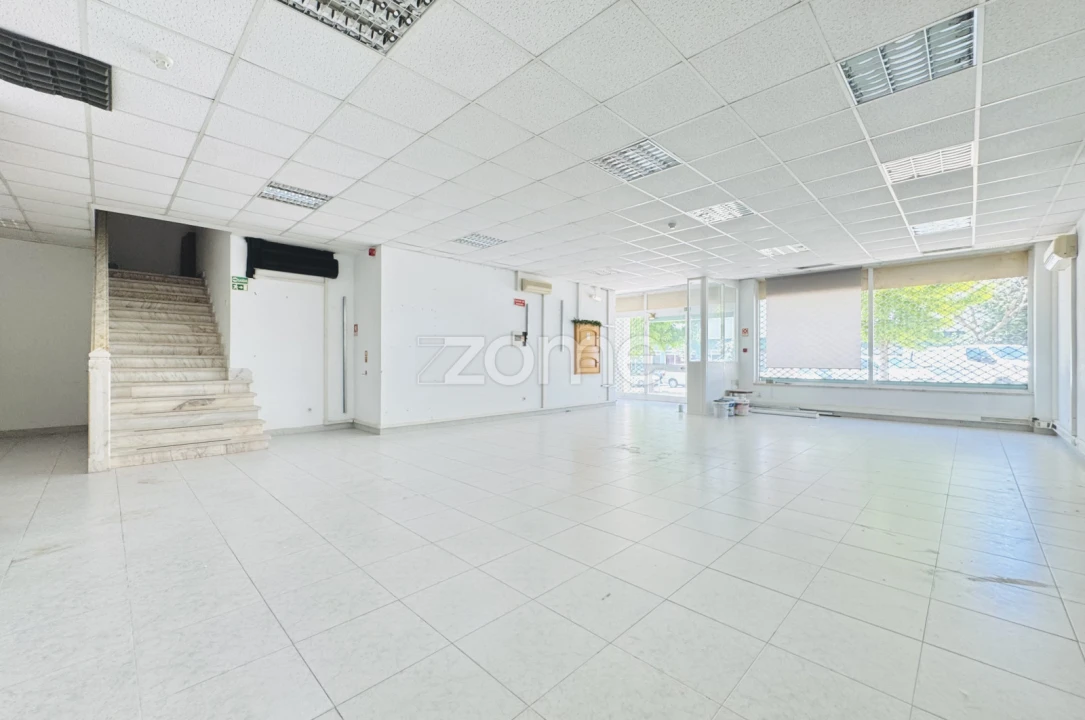 Escritório para Arrendamento em Penha de França Foto 31