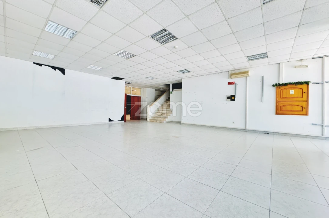 Escritório para Arrendamento em Penha de França Foto 30