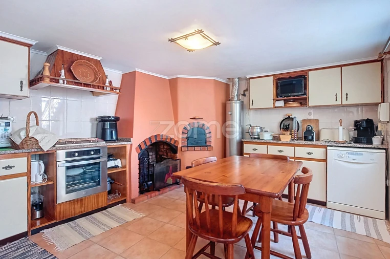 Moradia T5 para Venda em Antuzede e Vil de Matos Foto 37