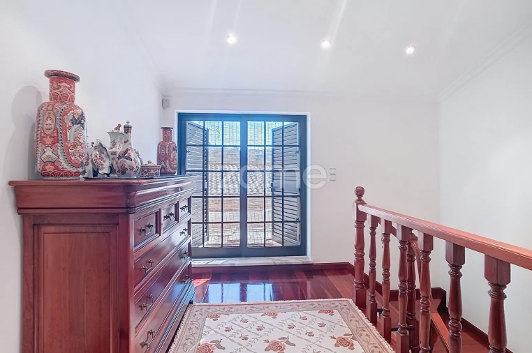 Moradia T5 para Venda em Antuzede e Vil de Matos Foto 24