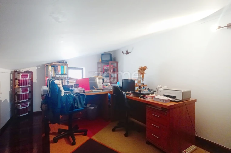 Moradia T5 para Venda em Antuzede e Vil de Matos Foto 35