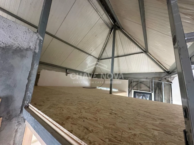 Prédio para Venda em Mafamude e Vilar do Paraíso Foto 3