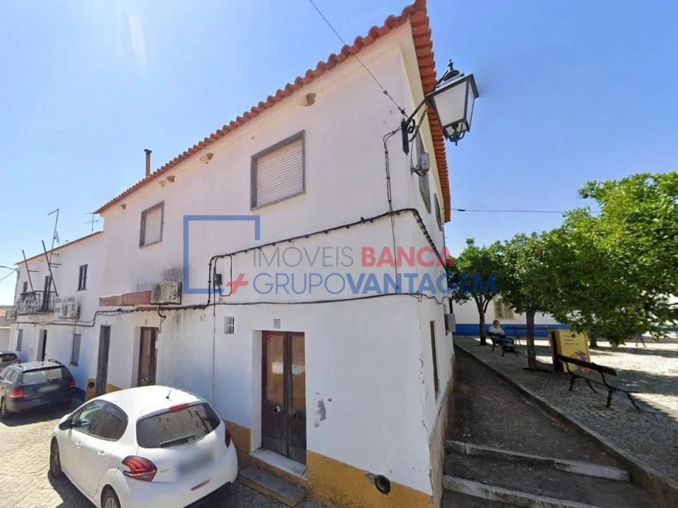 Moradia T3 para Venda em Vila Nova da Baronia Foto 2