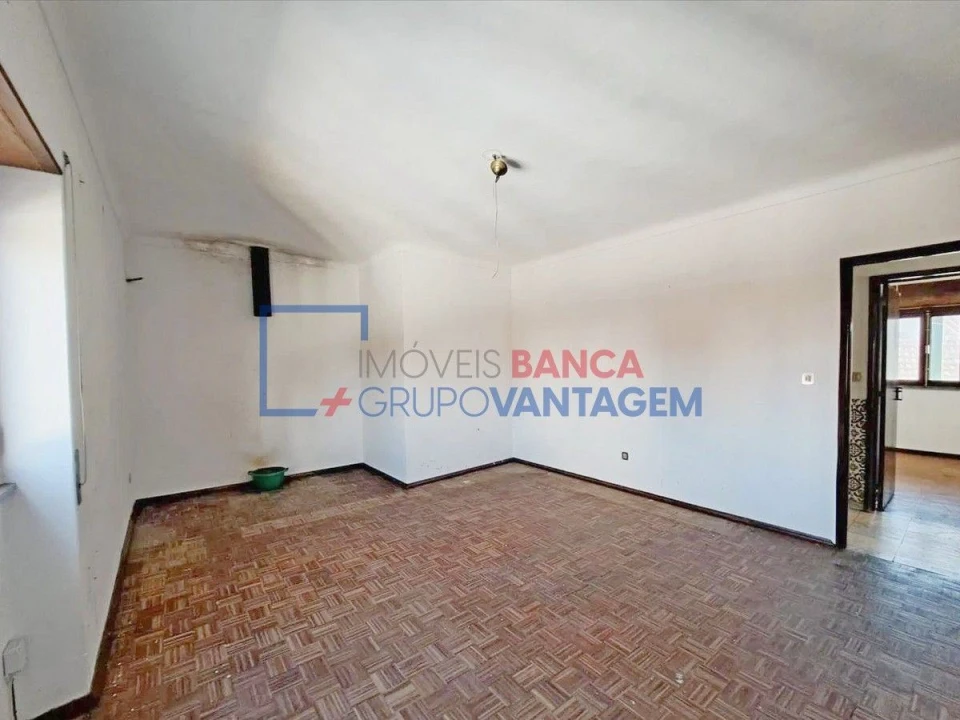 Moradia T3 para Venda em Vila Nova da Baronia Foto 7