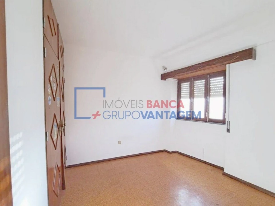 Moradia T3 para Venda em Vila Nova da Baronia Foto 10