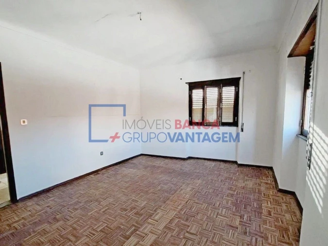 Moradia T3 para Venda em Vila Nova da Baronia Foto 9