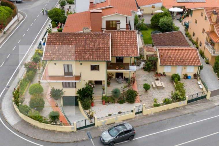 Moradia T4 para Venda em Arca e Ponte de Lima Foto 1